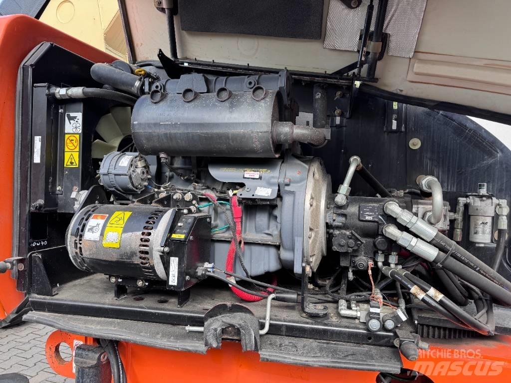 JLG 660 SJ Телескопические подъемники
