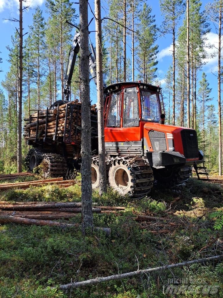 Komatsu 845 Форвардеры