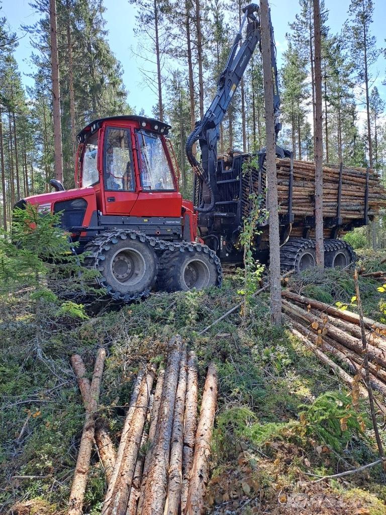 Komatsu 845 Форвардеры
