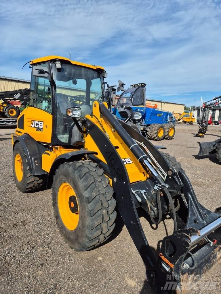 JCB 409 Фронтальные погрузчики