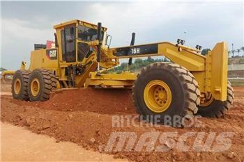 CAT  16H Грейдеры
