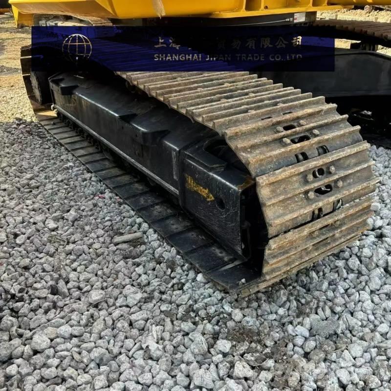 Komatsu PC 200 Гусеничные экскаваторы