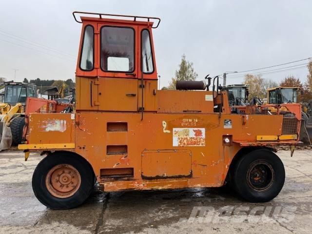 Hamm GRW 15 Пневматические катки