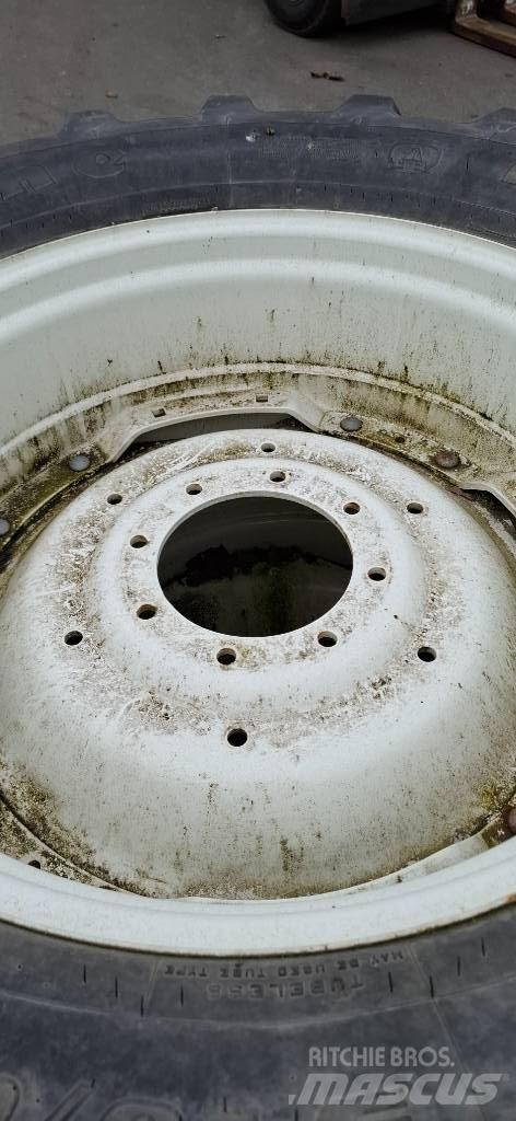 Firestone 540/65R_34 Шины и колёса