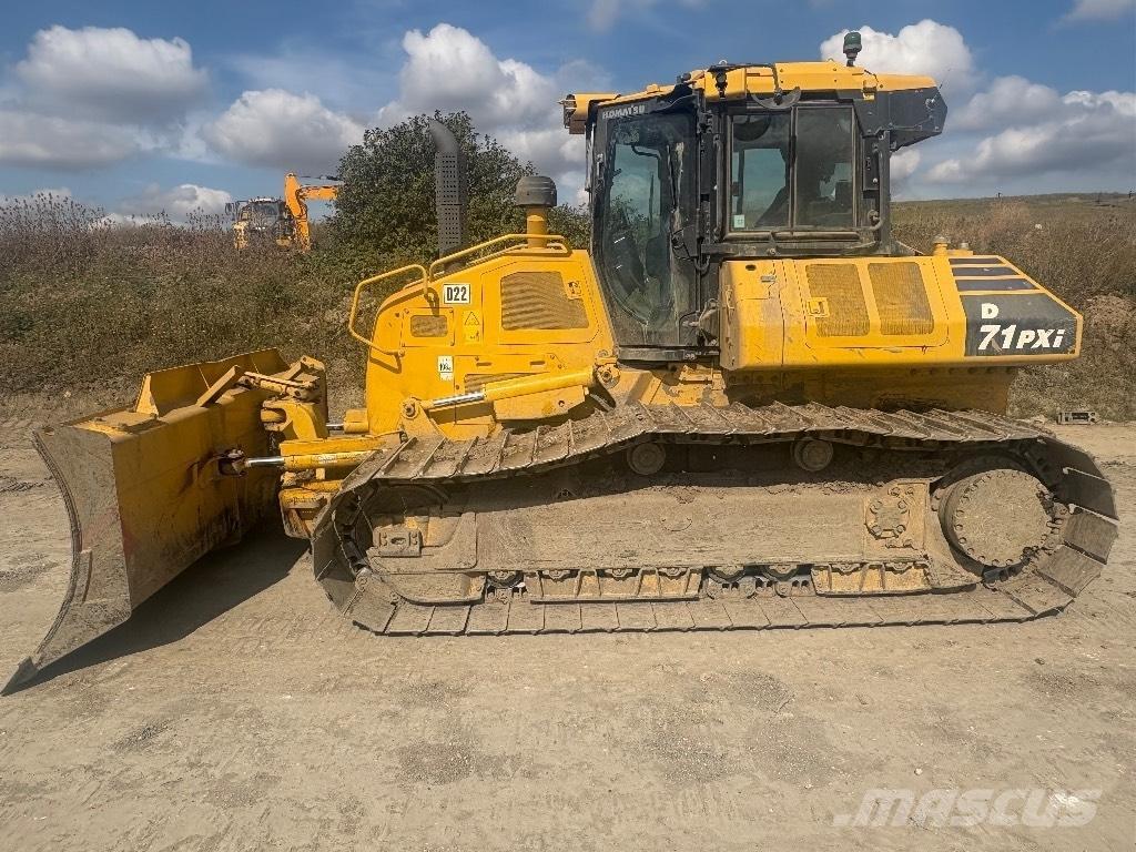 Komatsu D71PXI-24 Гусеничные бульдозеры