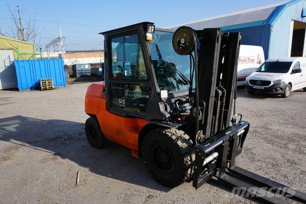 Toyota 42-7FD40 Дизельные погрузчики