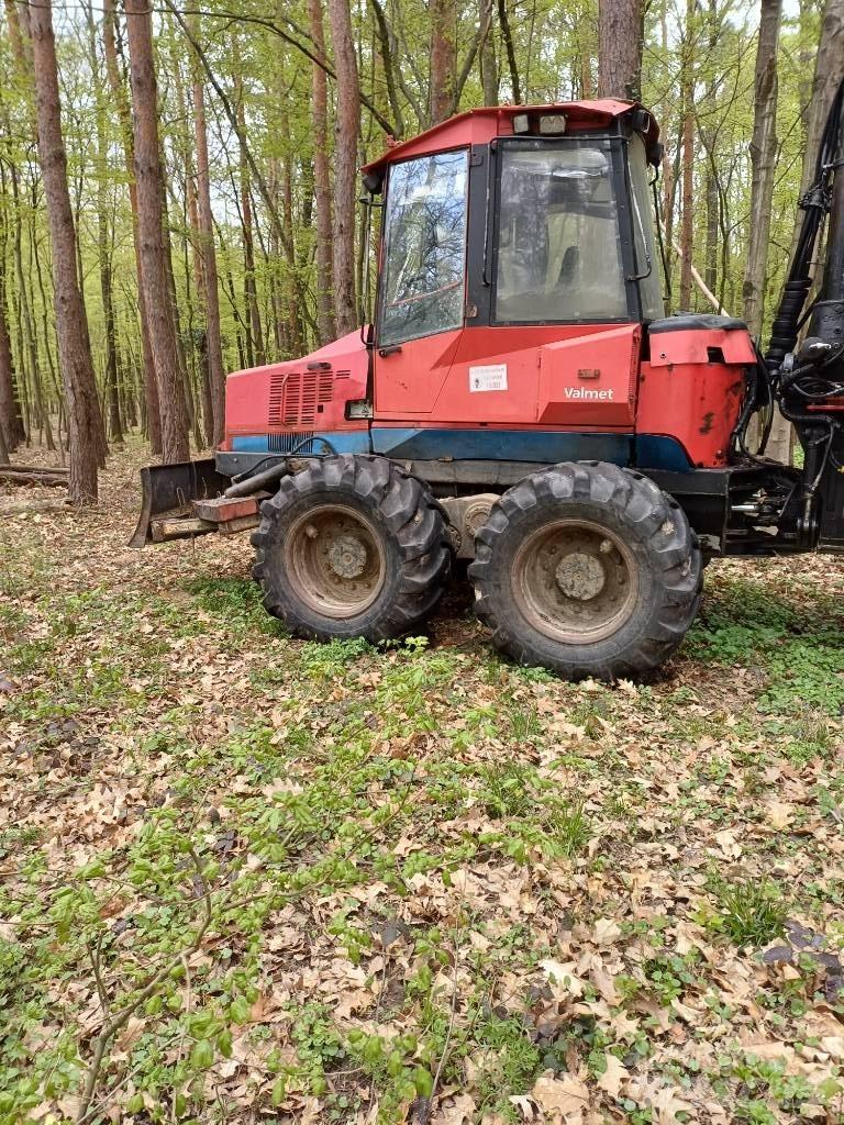Valmet 840.2 Форвардеры