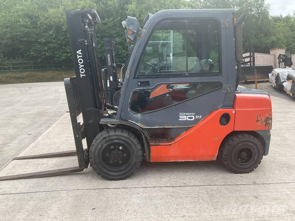 Toyota 02-8 FDF 30 Дизельные погрузчики