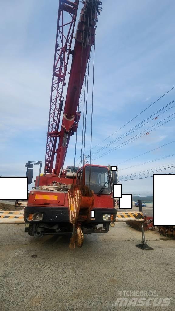 Liebherr LTM 1055-1 Автокраны