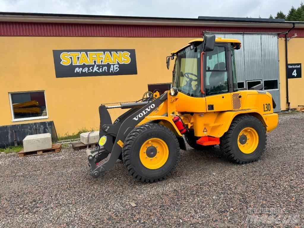 Volvo L 30 HS Фронтальные погрузчики
