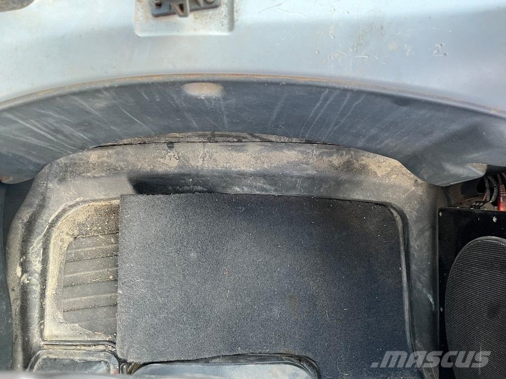 Valtra N174 Трактора