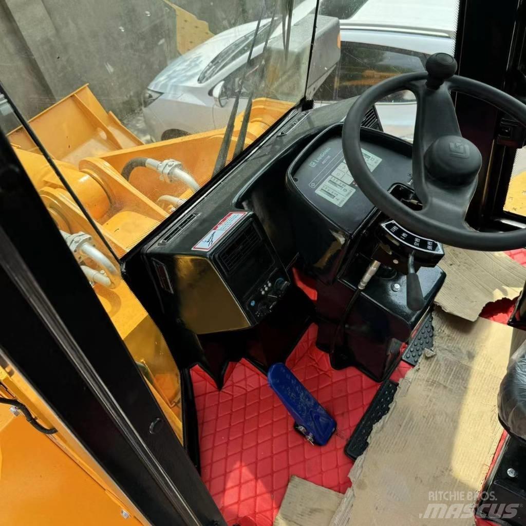 LiuGong CLG 856 Фронтальные погрузчики