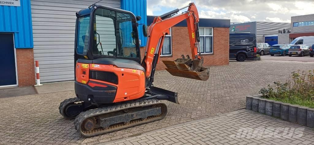Kubota U 27-4 Мини-экскаваторы