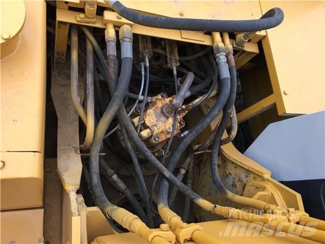 Sumitomo S280 Гусеничные экскаваторы