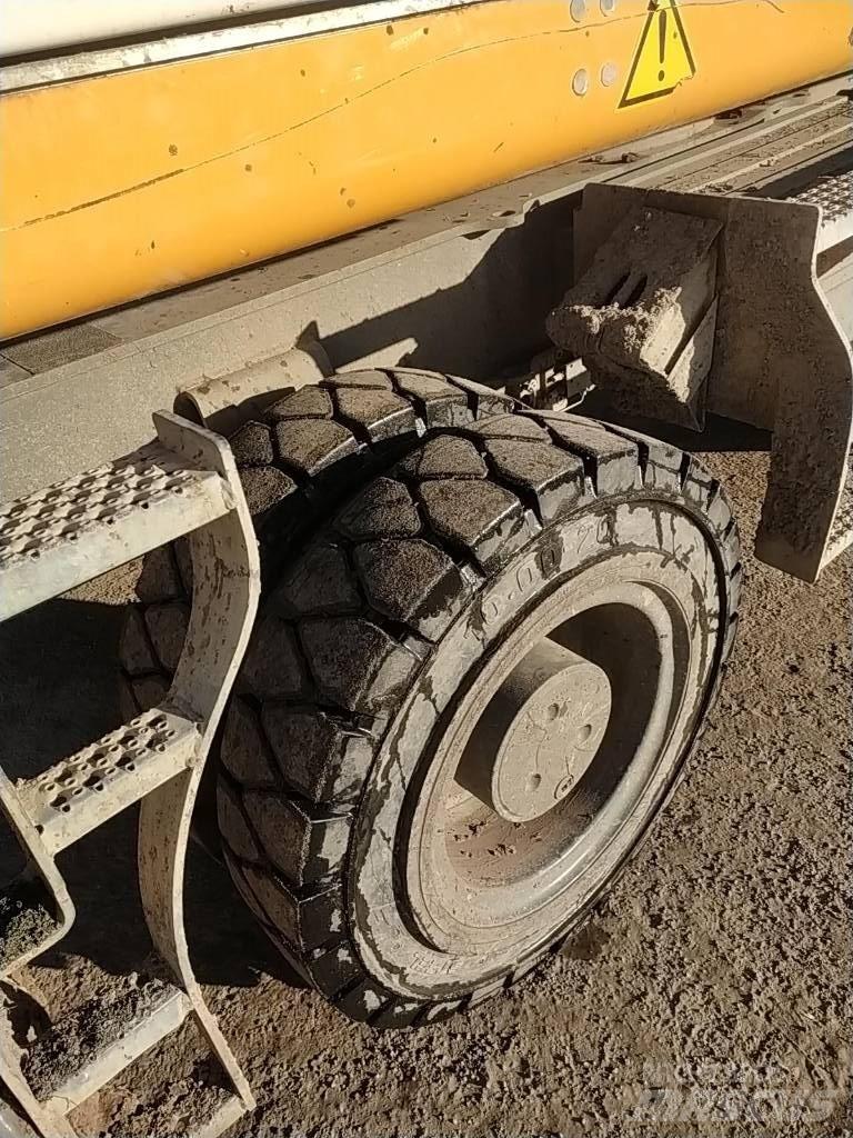 Liebherr LH 24 M Перегружатели металлолома/промышленные погрузчики