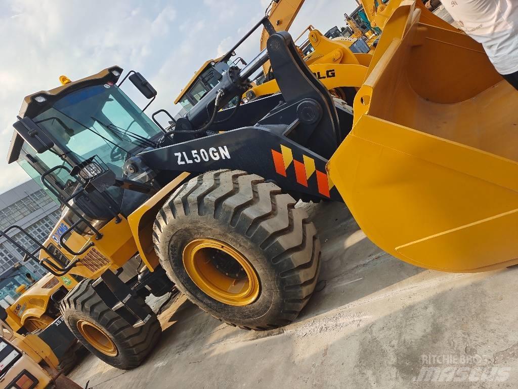 XCMG ZL 50 GN Фронтальные погрузчики