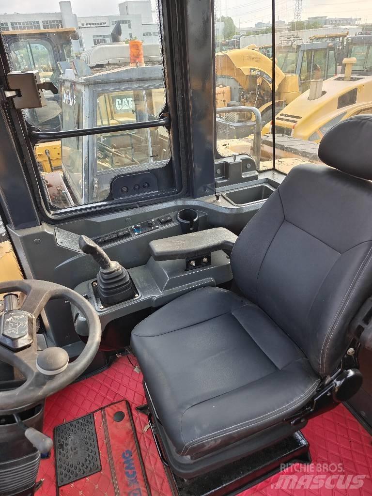 XCMG ZL 50 GN Фронтальные погрузчики