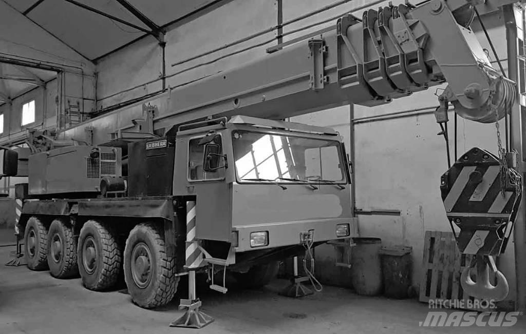 Liebherr LTM 1070 Автокраны