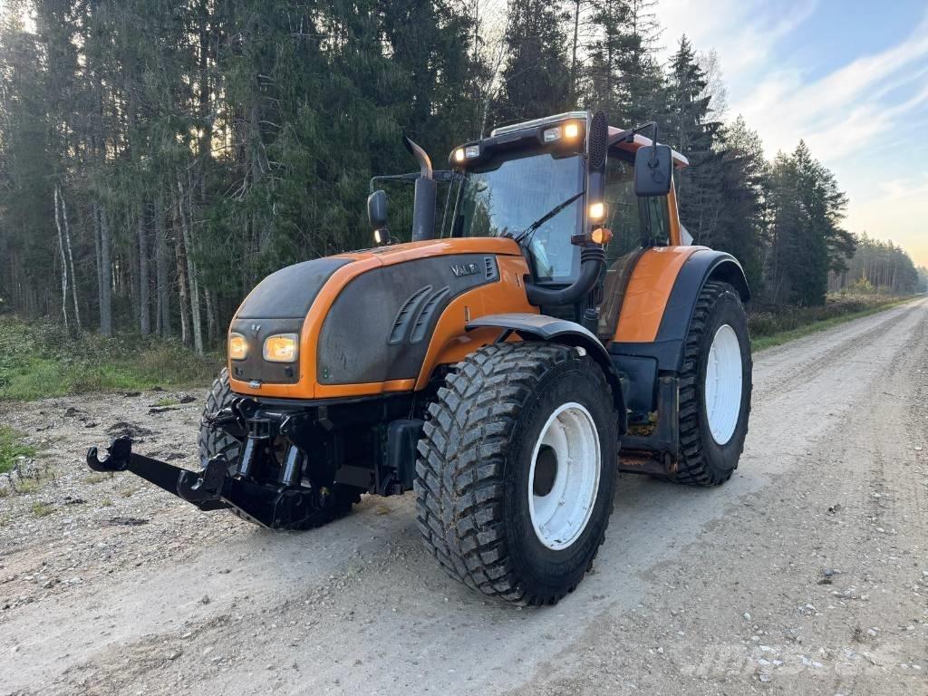 Valtra T 202 Versu Трактора