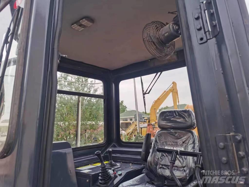 Shantui SD 32 Гусеничные бульдозеры