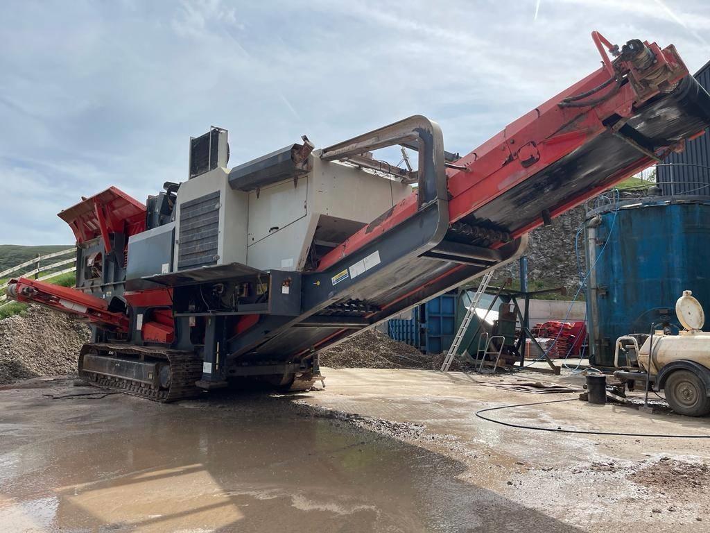Sandvik QI340 Мобильные дробилки