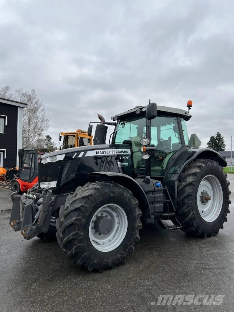 Massey Ferguson 7726 Трактора