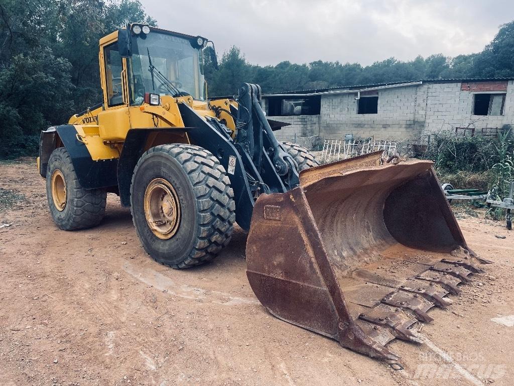 Volvo L120E Фронтальные погрузчики