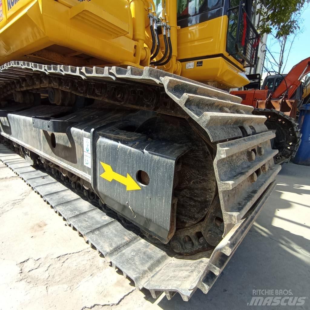 Komatsu PC 200-8N1 Гусеничные экскаваторы