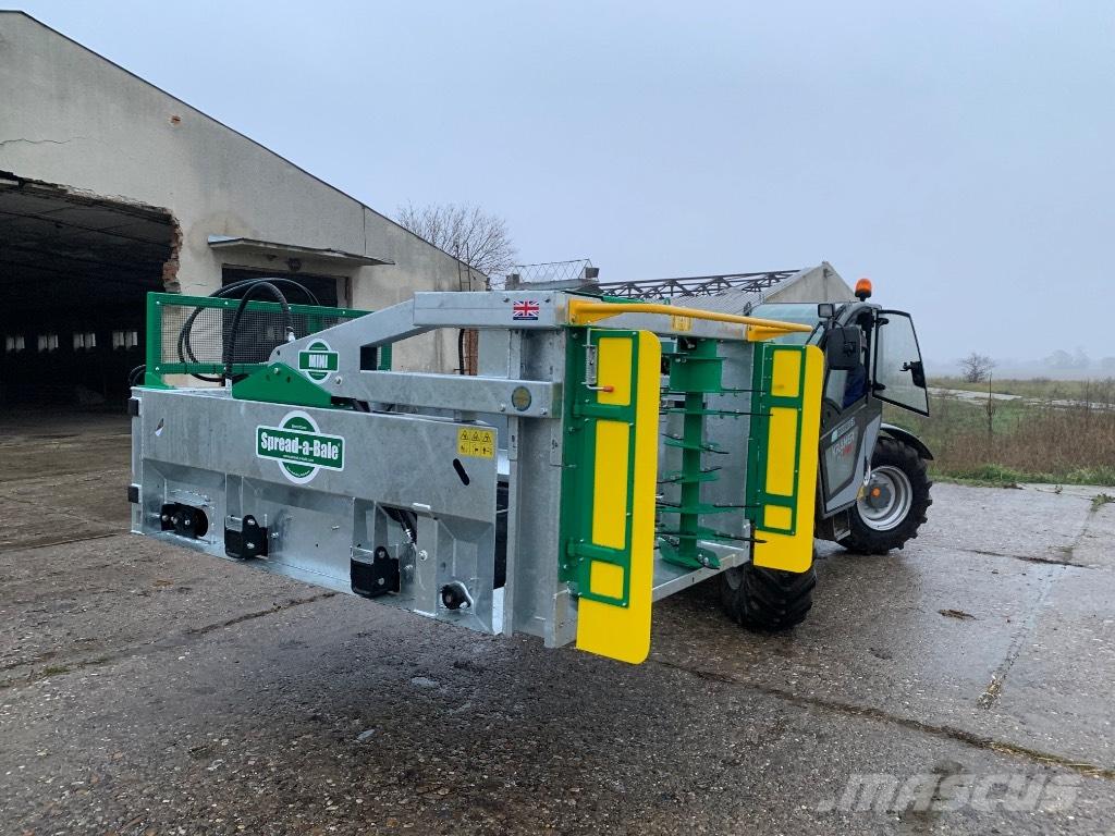  Spread-a-Bale Mini Измельчители тюков