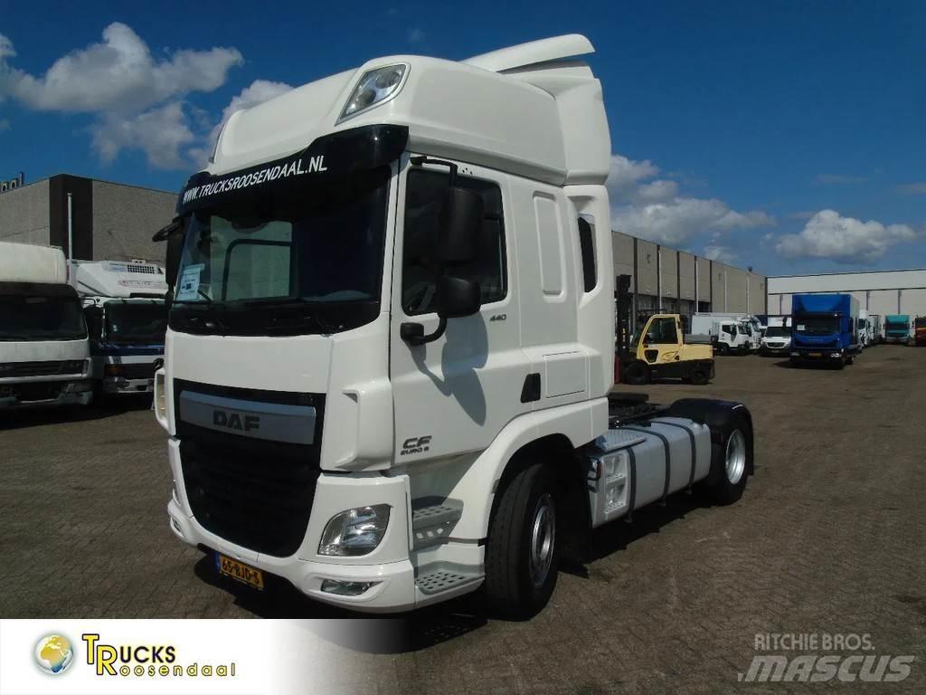 DAF CF 440 + EURO 6 Седельные тягачи