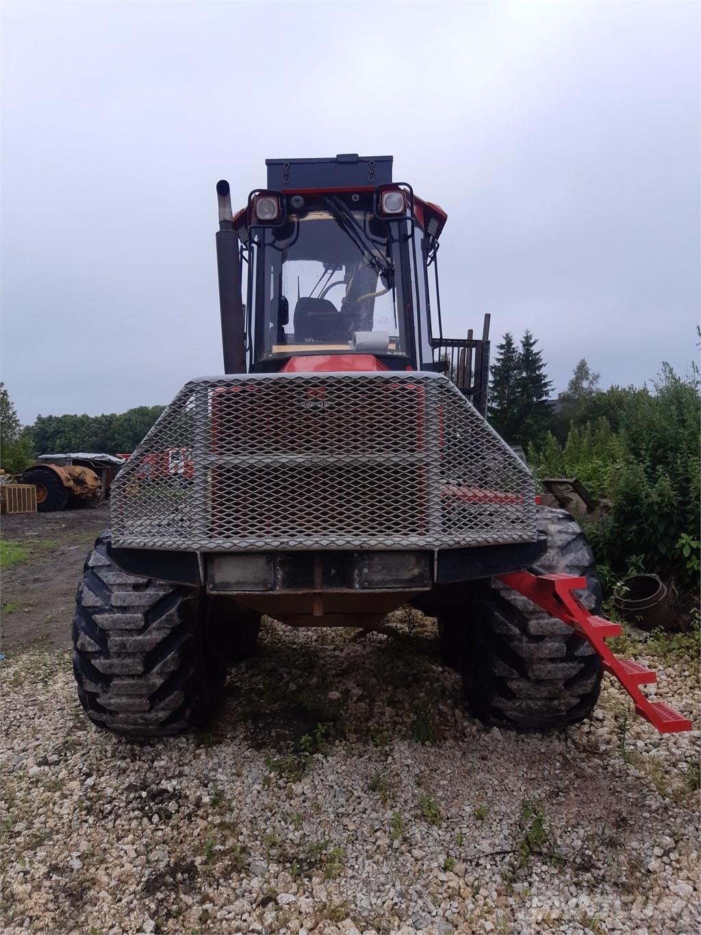 Komatsu 860.4 Форвардеры