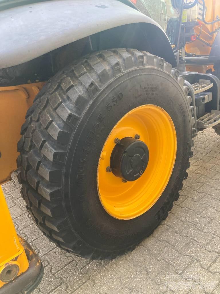 JCB 4 CX Экскаваторы-погрузчики