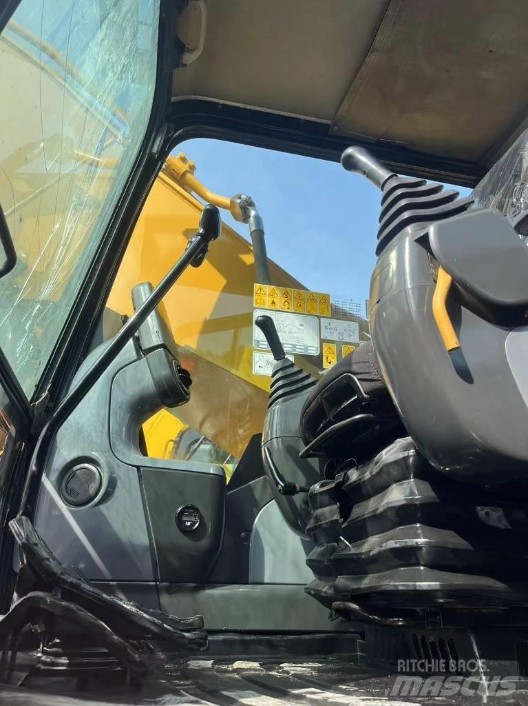 CAT 336 D2 Гусеничные экскаваторы