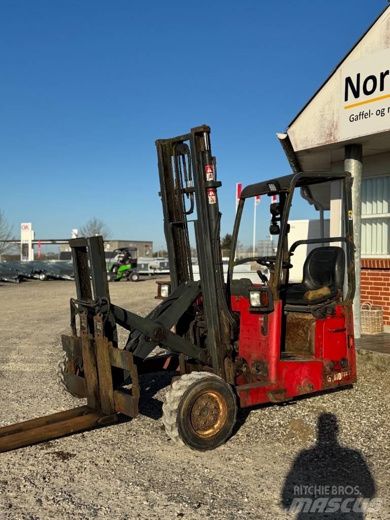 Moffett M4 25.3 Дизельные погрузчики