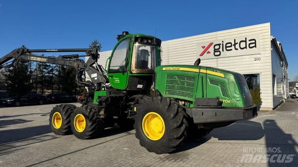 John Deere 1070 E Харвестеры