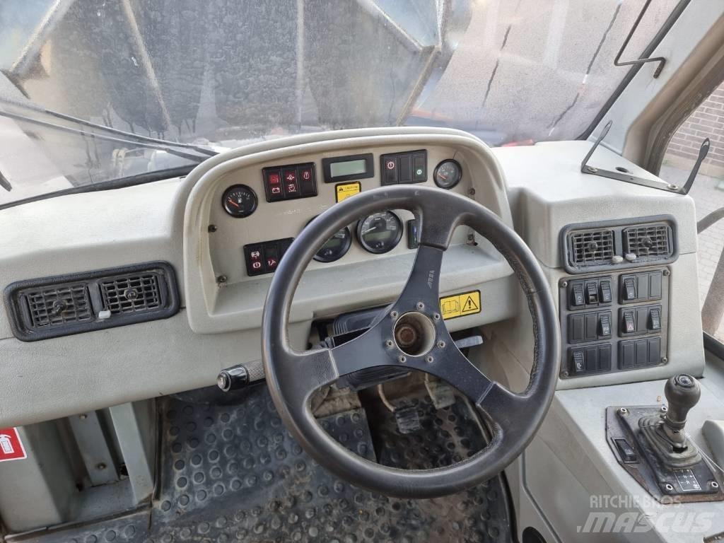 Moxy MT 31 Шарнирно-сочленённые самосвалы