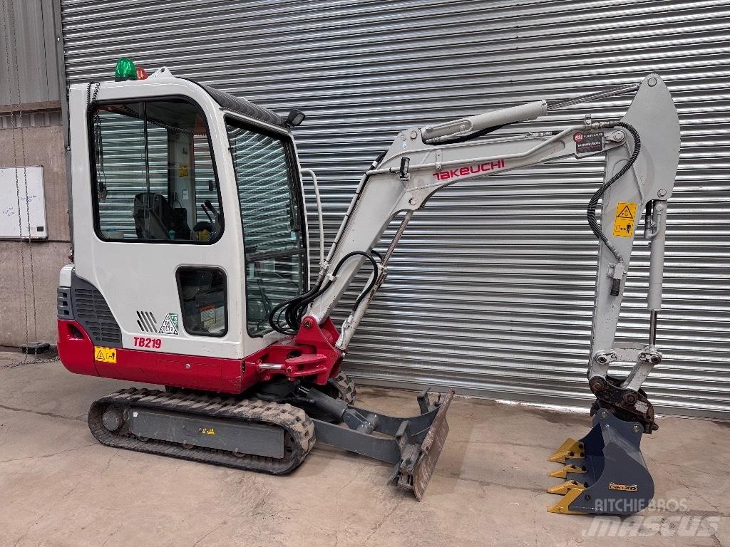 Takeuchi TB 219 Мини-экскаваторы
