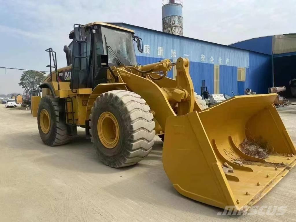 CAT 972 H Фронтальные погрузчики