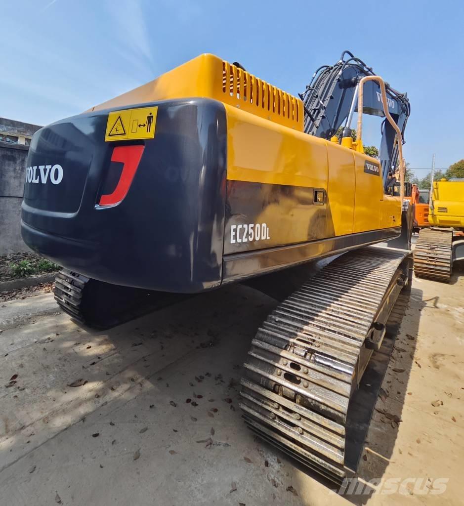 Volvo EC 250 D L Гусеничные экскаваторы