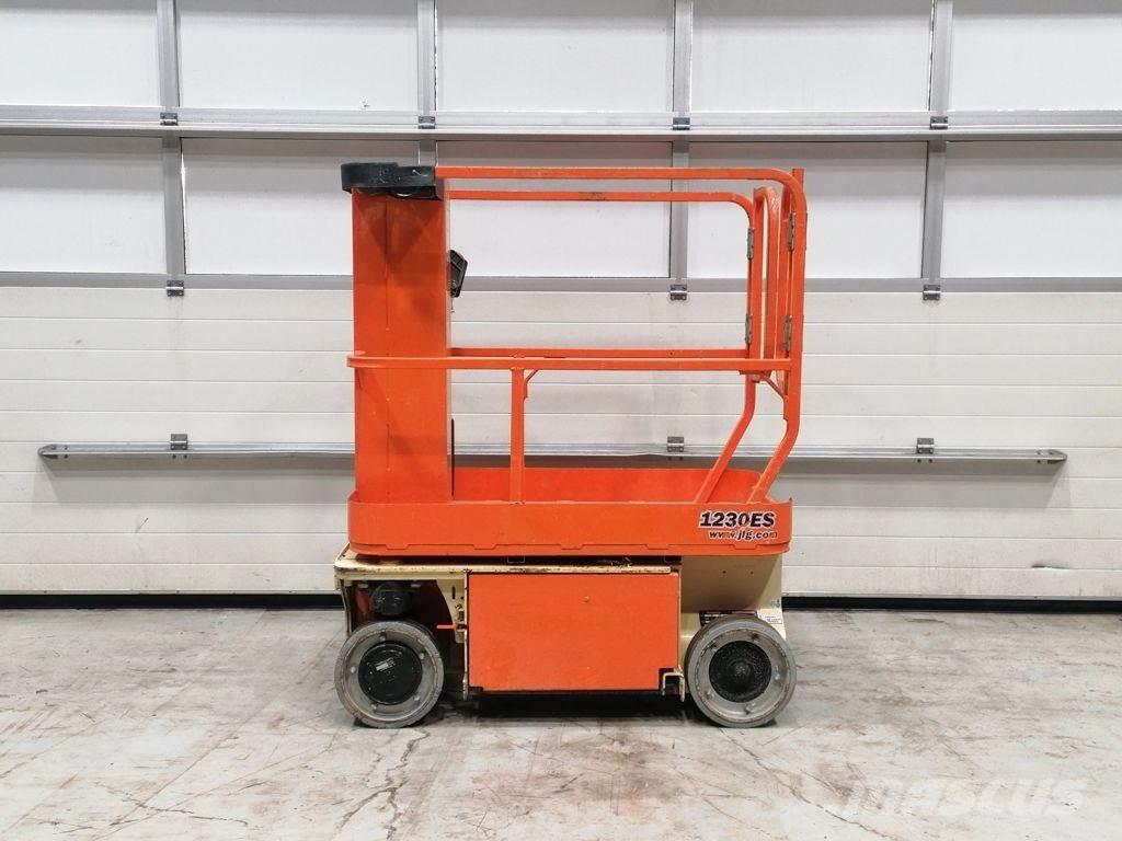 JLG 1230ES Разные подъемники и вышки