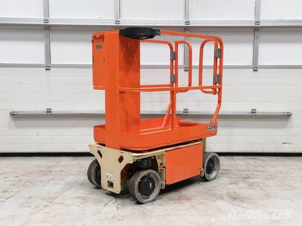 JLG 1230ES Разные подъемники и вышки