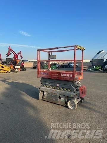 SkyJack SJIII3219 Ножничные подъемники