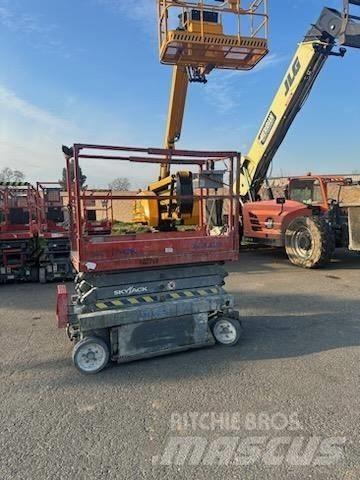 SkyJack SJIII3219 Ножничные подъемники