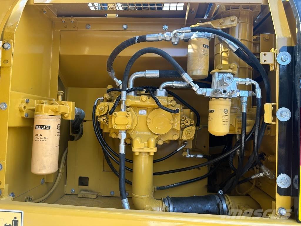 CAT CAT330 Малые экскаваторы 7т-12т