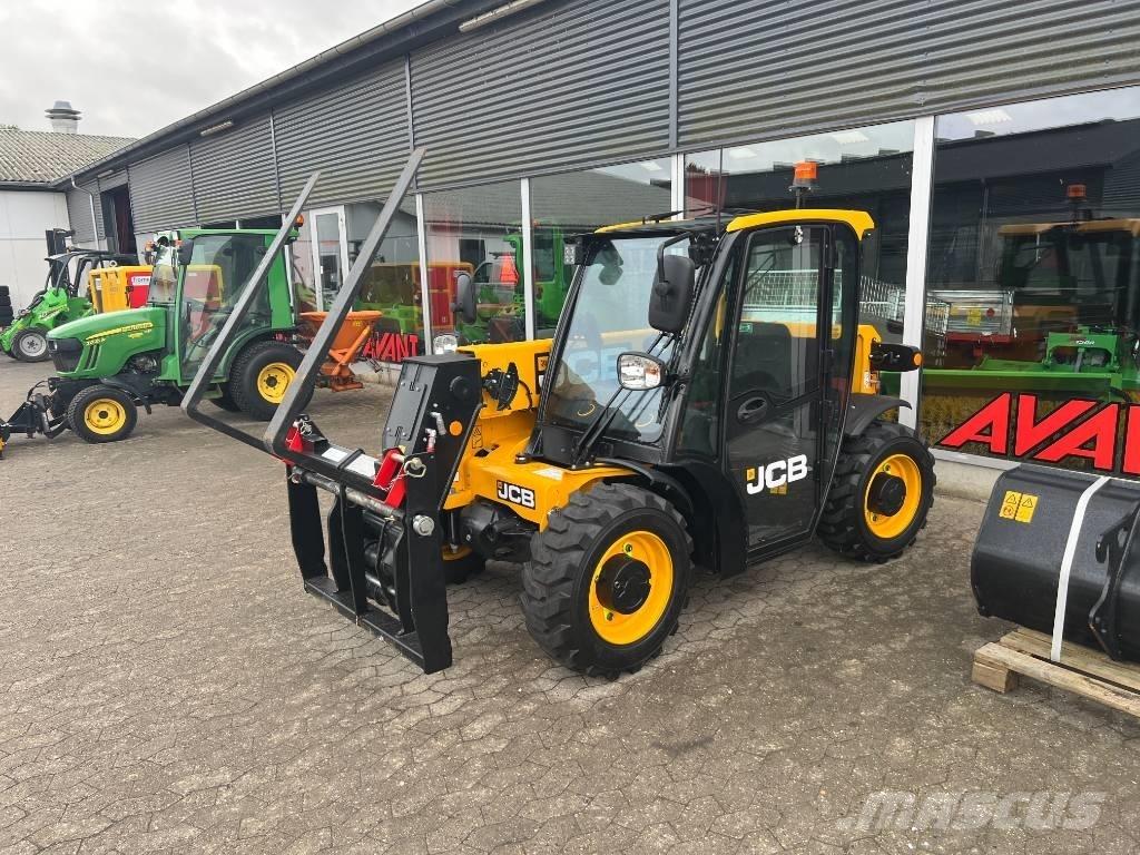 JCB 514-40 Agri Сельскохозяйственные телескопические погрузчики