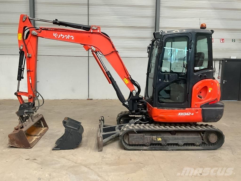 Kubota KX 042-4 Мини-экскаваторы