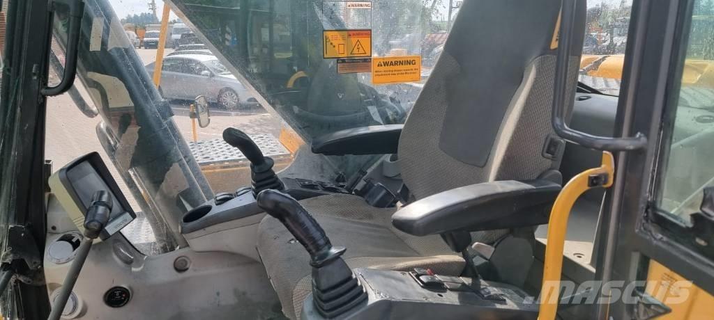 Volvo EC 210 C Гусеничные экскаваторы