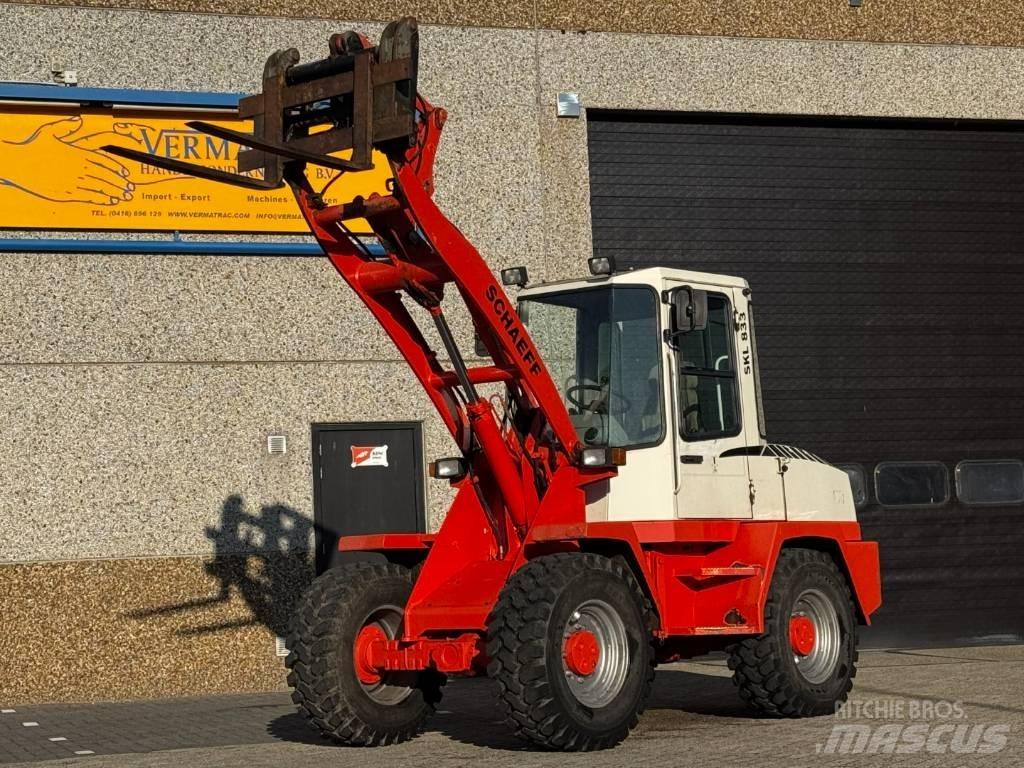 Schaeff SKL833 Фронтальные погрузчики