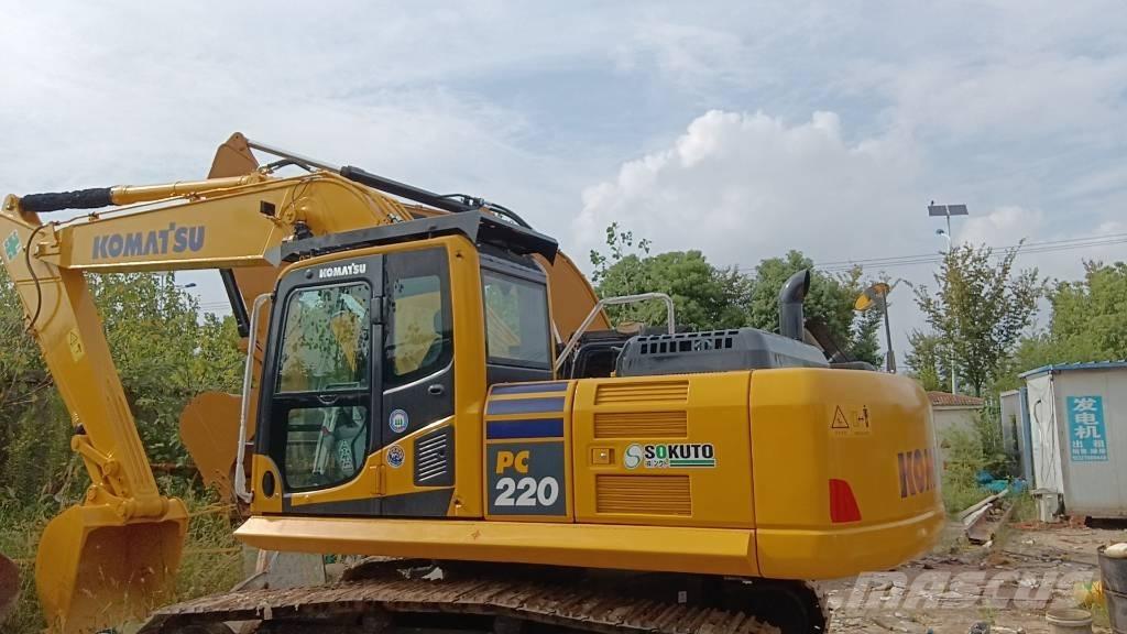 Komatsu PC 220-7 Гусеничные экскаваторы