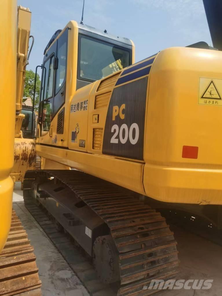 Komatsu PC 200-8 Гусеничные экскаваторы